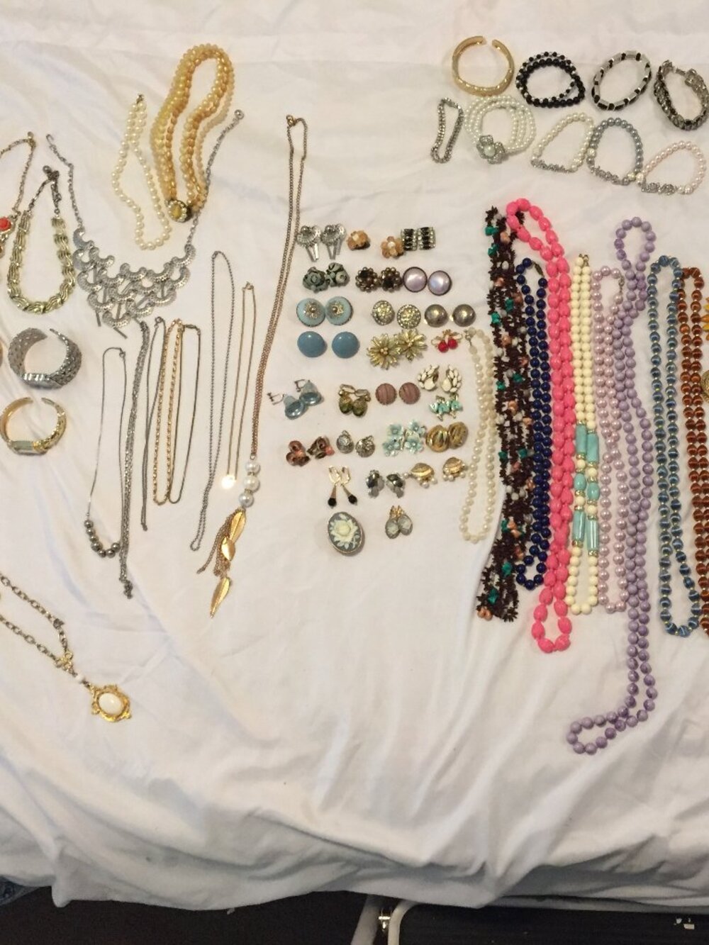 4+ Pounds Vintage Estate Costume Jewelry Lot Necklaces, Bracelets, Clip Earrings